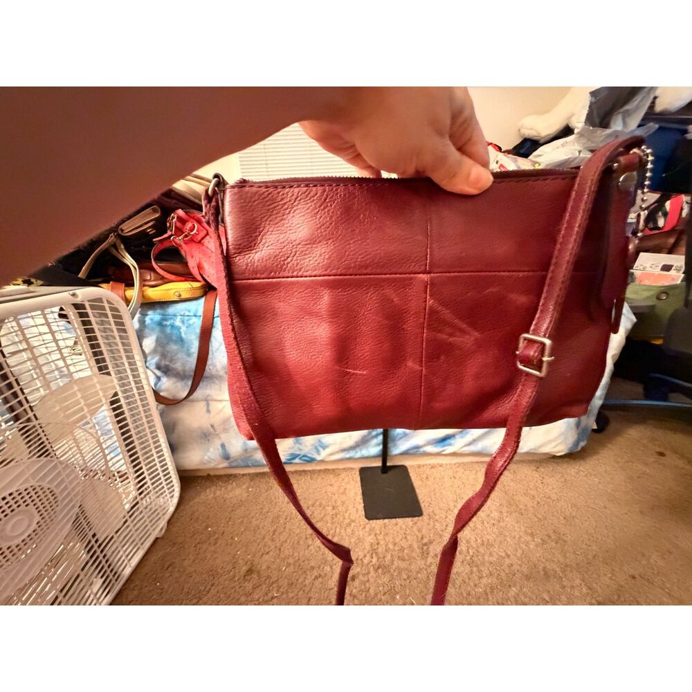 Fossil Dawson Burgundy Pebbled Leather Crossbody Bag Purse Adjustable Strap